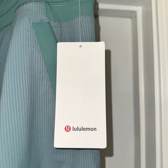 💙 Lululemon Dance Studio Joggers – Crater Blue (NWT) Size 8 💙 - Picture 5 of 9